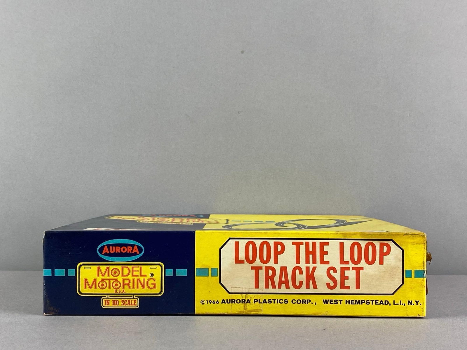 1966 Aurora HO Scale Loop The Loop Track Set - 3