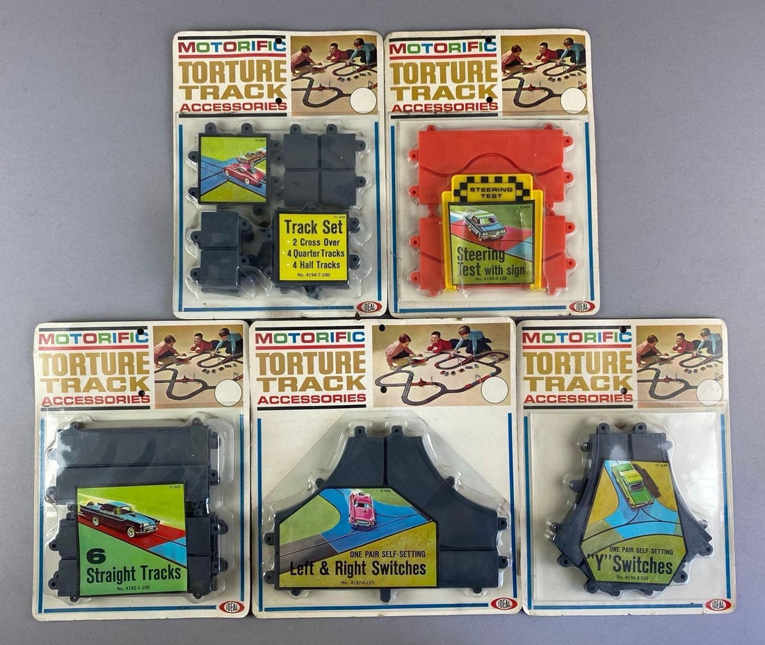 Group of 5 Ideal Motorific Torture Track Accessories (1 of 3)