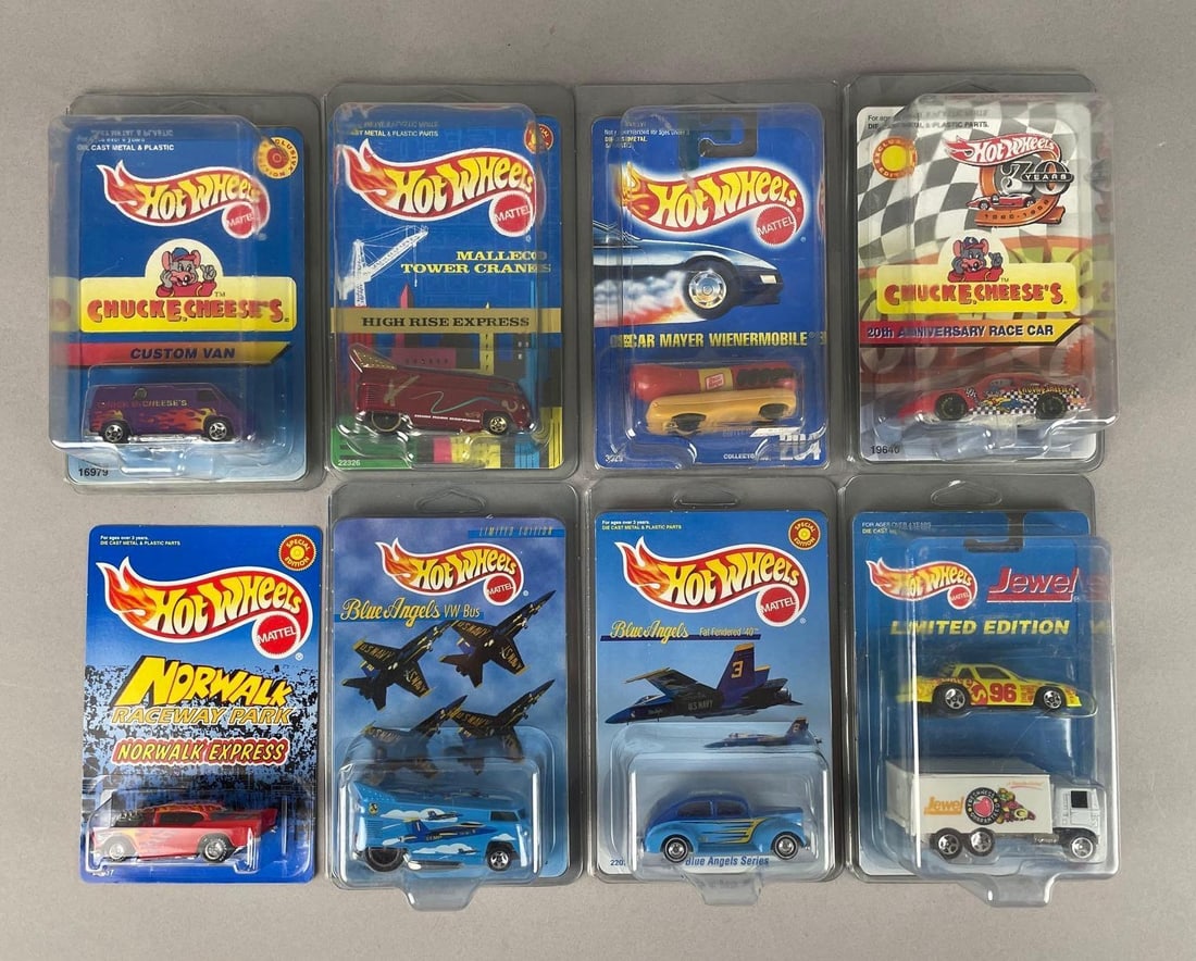 Group of Ertl Farm Country Die-Cast Vehicles (1 of 5)