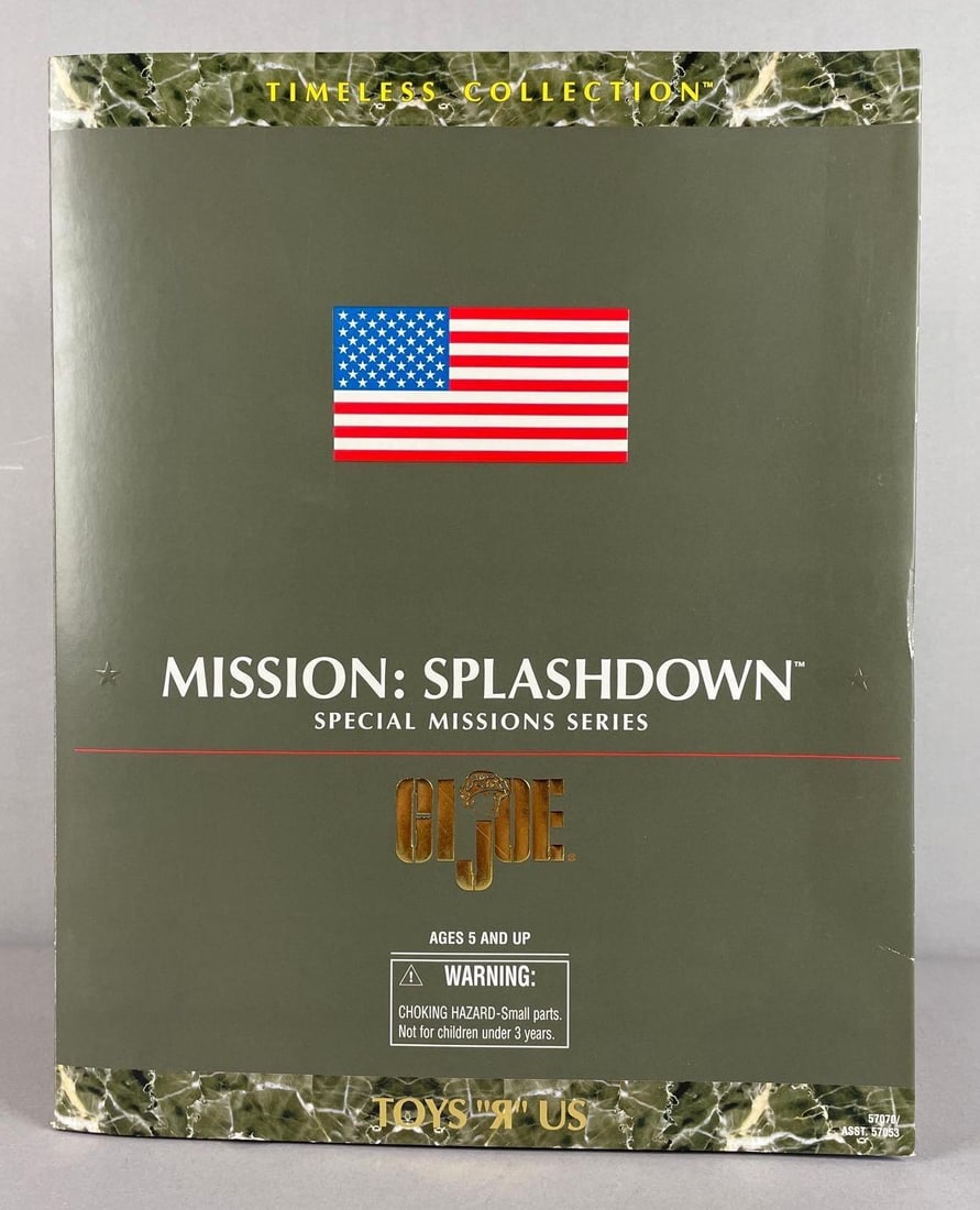 Kenner G.I. Joe Mission: Splashdown Special Mission Series Space Capsule: 12 inches figure, original packaging measures 16 inches x 12 1/2 inches x 10 inches