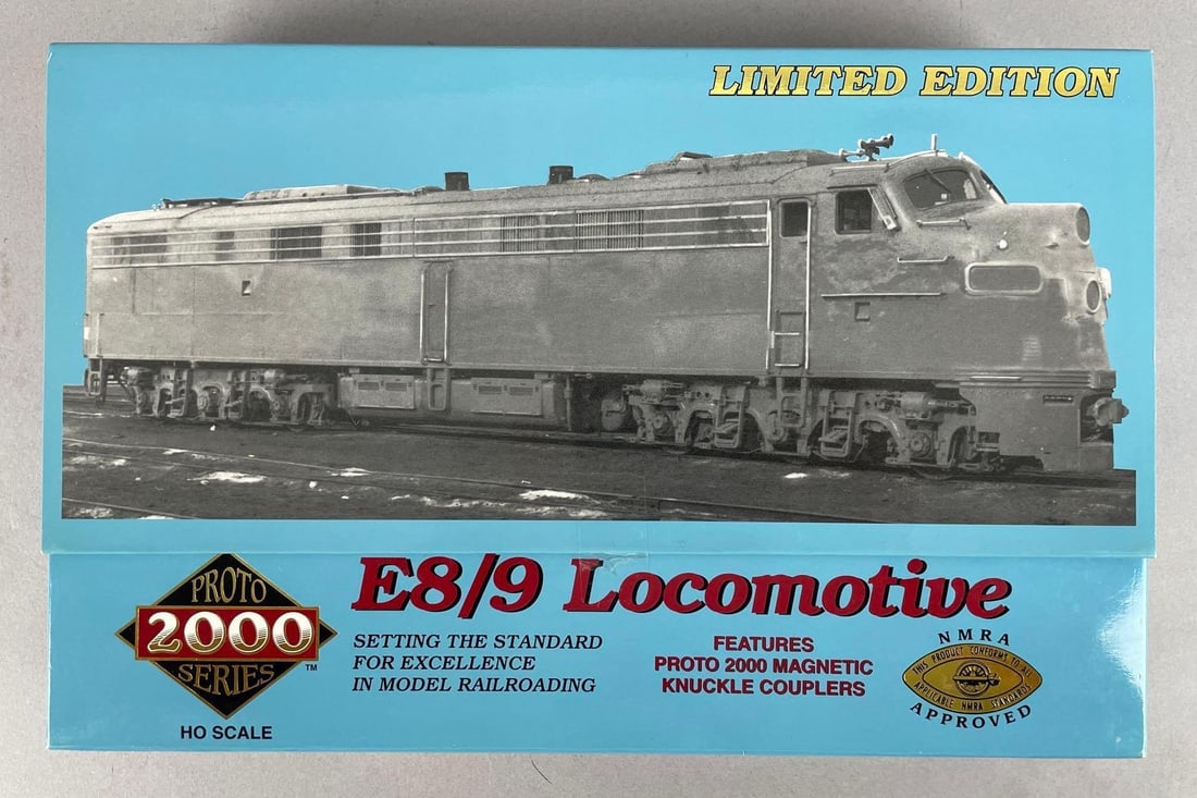Walther Proto Series 2000 LE HO Scale E8/9 Diesel Locomotive (1 of 3)