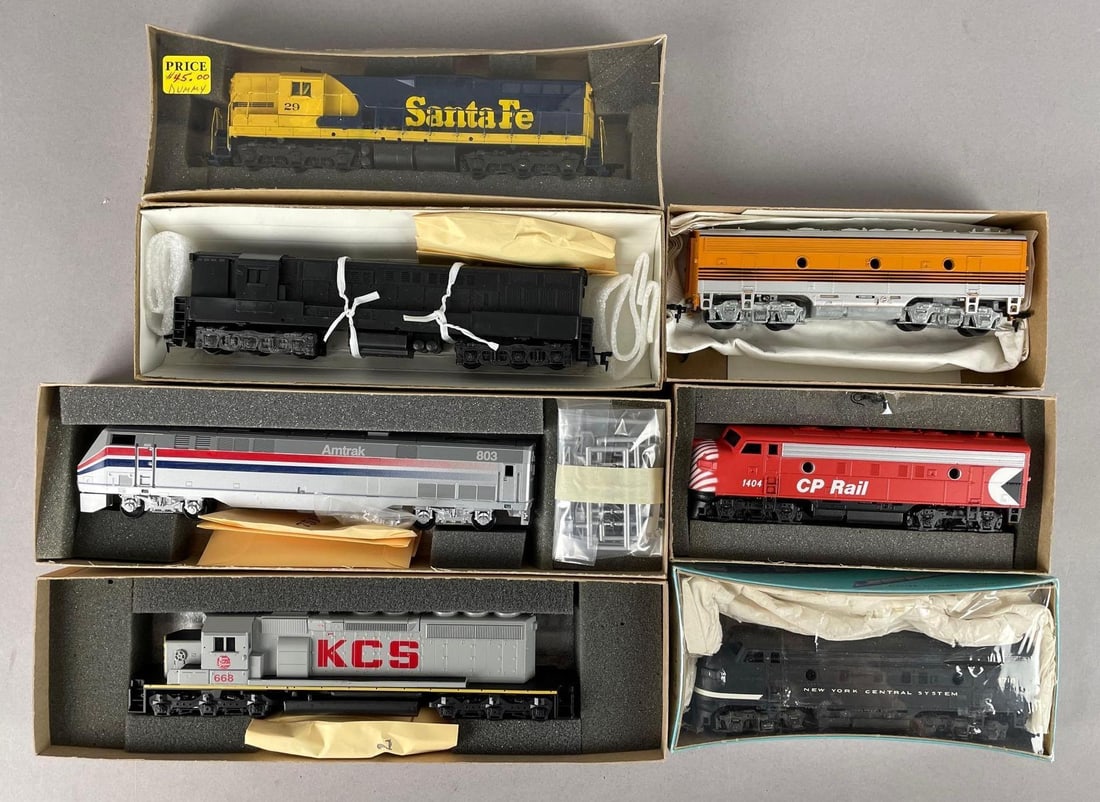 Group of Athearn HO Scale Dummy Diesel Locomotives (1 of 2)