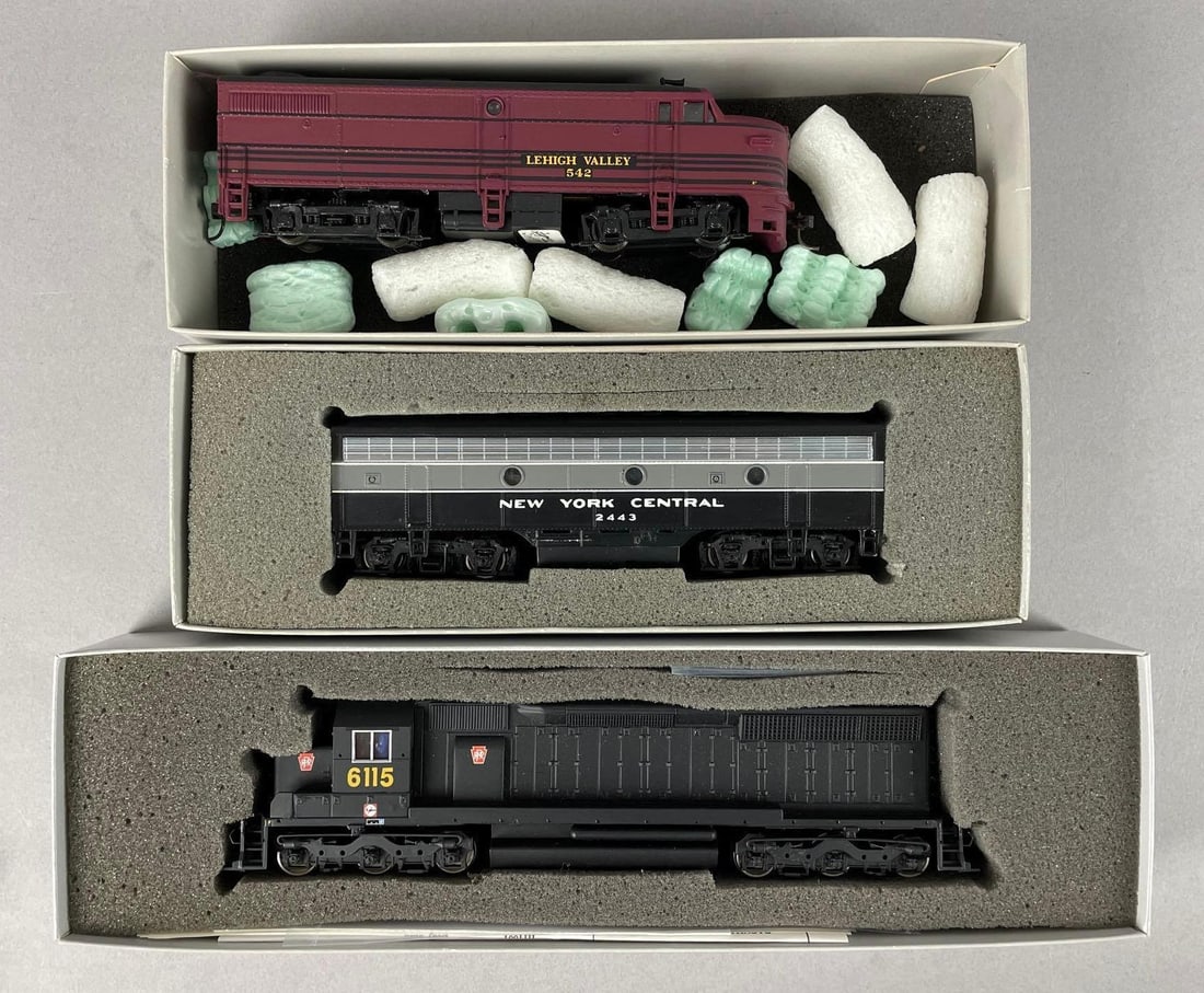 Group of 3 Bachmann Plus HO Scale Diesel Locomotives (1 of 2)