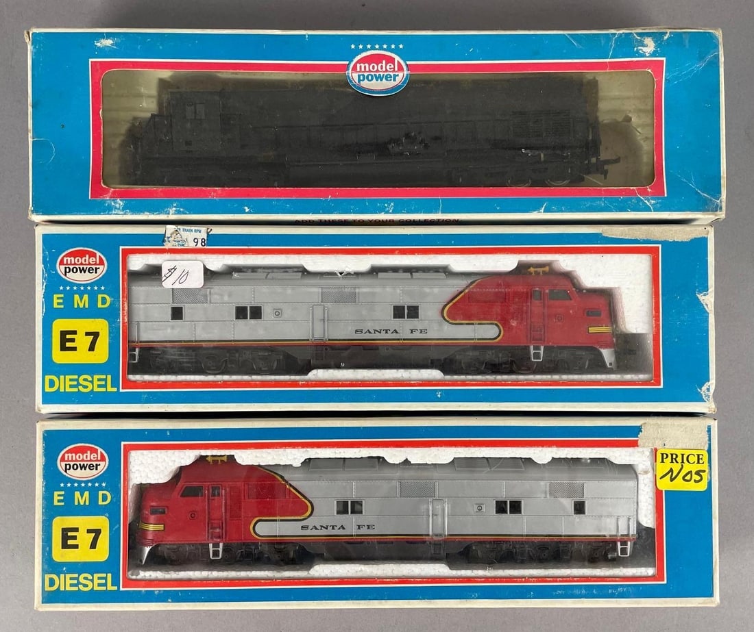 Group of Model Power HO Scale Diesel Locomotives: Includes Alco c 628