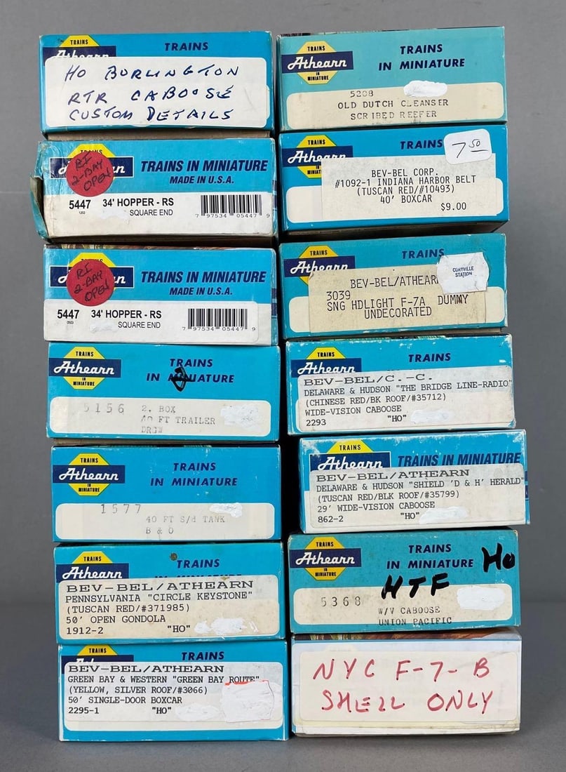 Group of Athearn HO Scale Freight Train Cars: Includes hoppers, F7A dummy locomotive