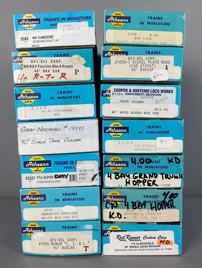 Group of Athearn HO Scale Freight Train Cars: Boxcars, hoppers