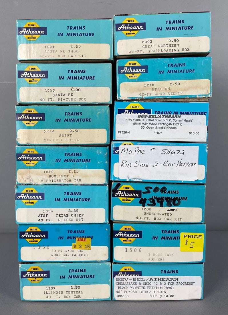 Group of Athearn HO Scale Freight Train Cars: Includes hi cube, boxcars