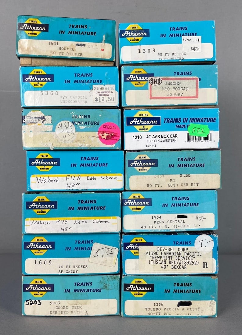 Group of Athearn HO Scale Freight Train Cars (1 of 2)