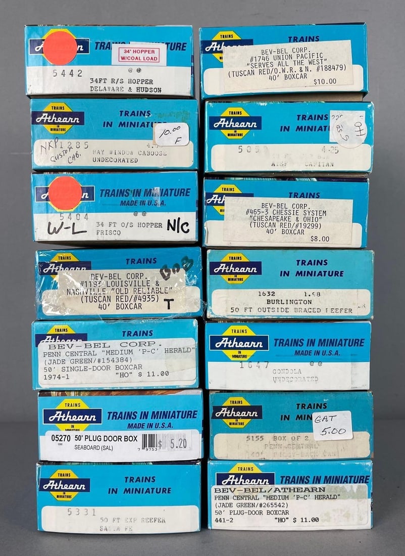 Group of Athearn HO Scale Freight Train Cars: Includes gondola, boxcars