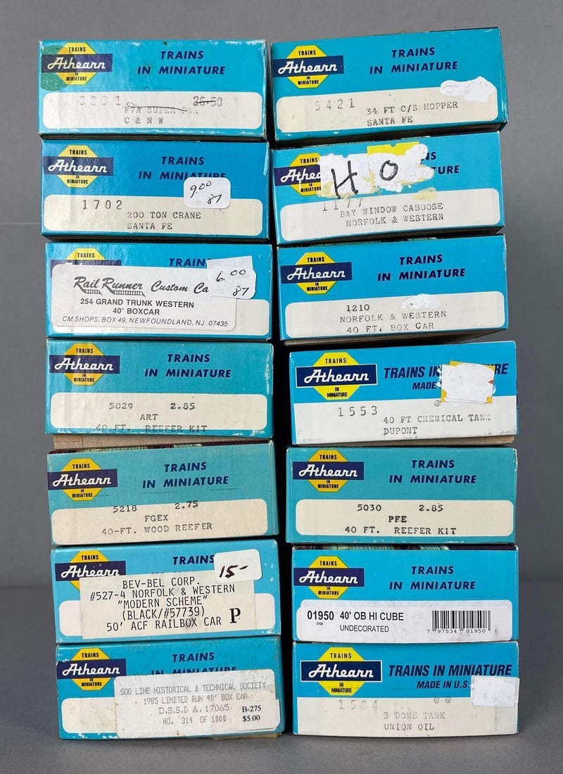 Group of Athearn HO Scale Freight Train Cars: Includes chemical tanker, crane