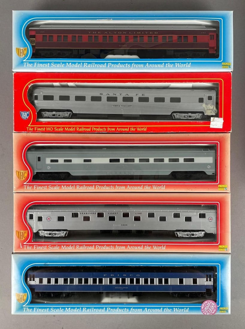 Group of IHC HO Scale Passenger Train Cars: Includes observation, sleeper