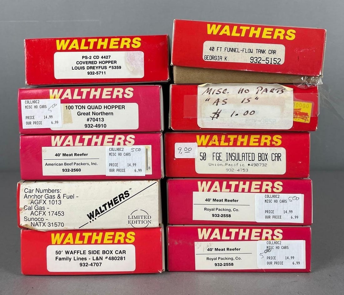 Group of Walther HO Scale Freight Train Cars: Includes tanker meat reefer