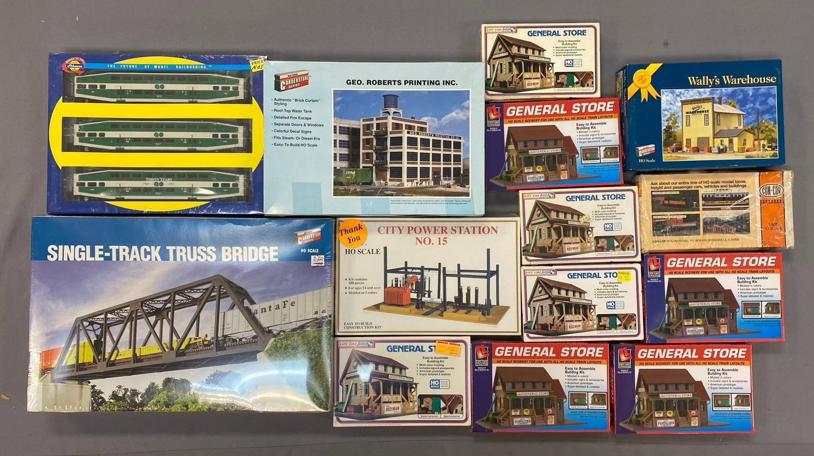 Group of 10+ Life Like Trains HO Scale Building and More (1 of 3)