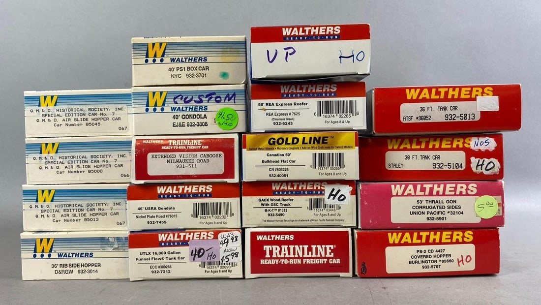 Group of 10+ Walthers HO Scale Train Cars: Includes Tank Car, Gondola, and more. Largest measures L 13 x W 4 inches.
