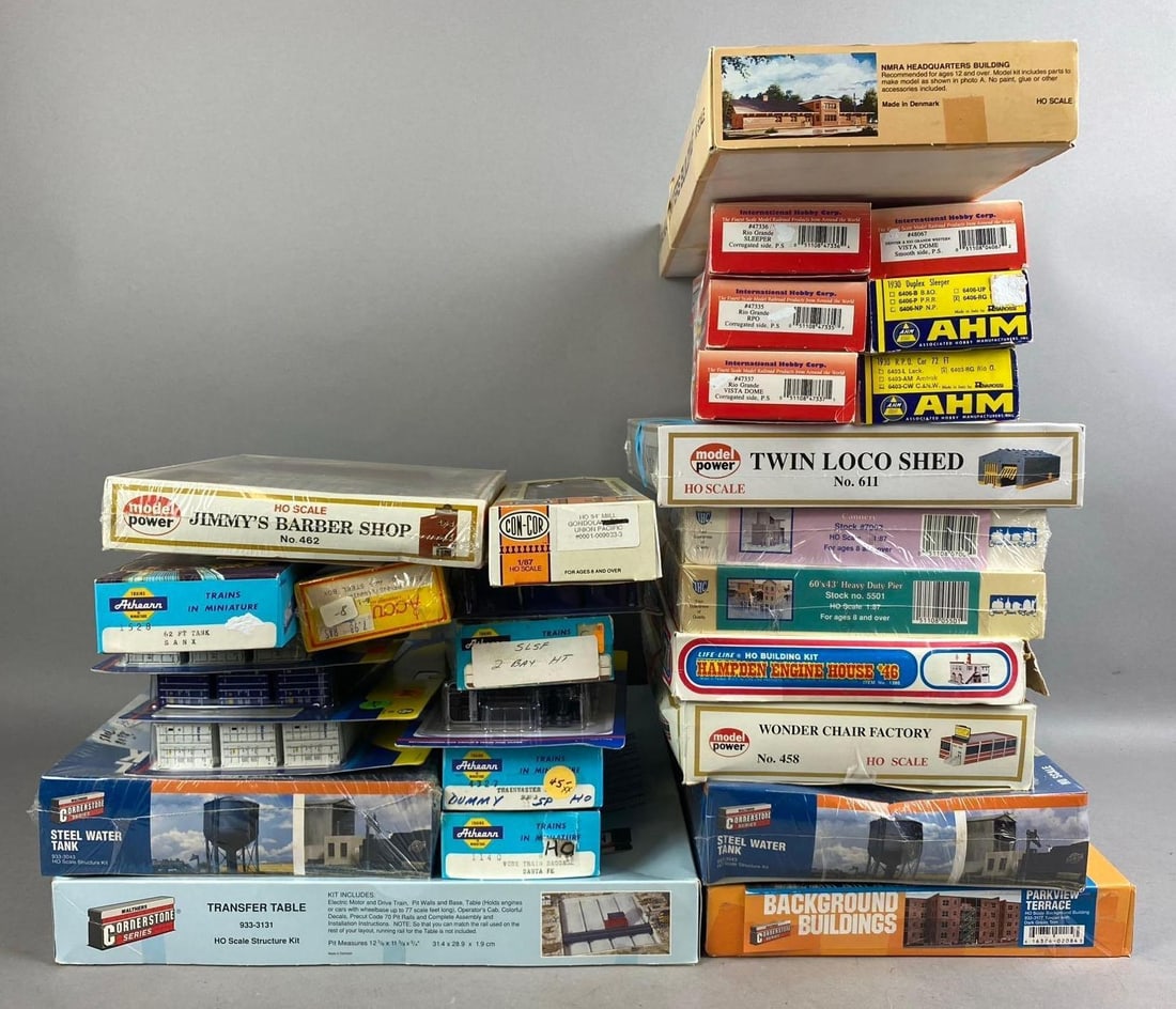 Group of 10+ Walthers Cornerstone HO Scale buildings and More (1 of 3)