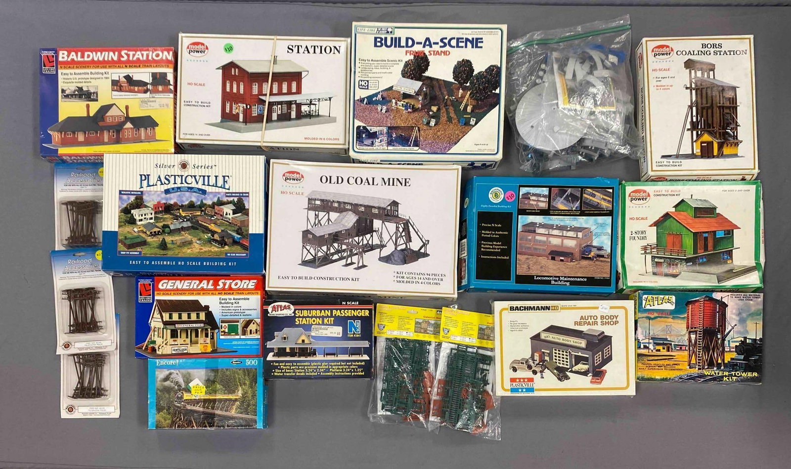 Group of Assorted HO Scale Model Train Building Plastic Model Kits (1 of 3)