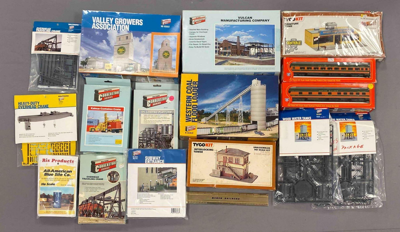 Group of Assorted HO Scale Model Train Building Plastic Model Kits and More (1 of 3)