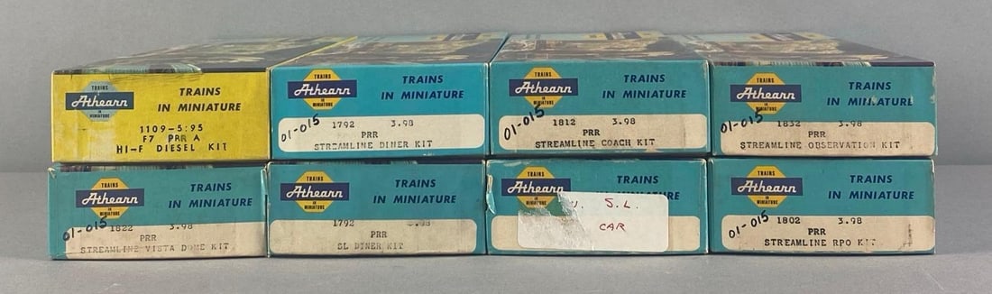 Group of 8 Athearn HO Scale Train Cars: Untested, includes , each box measures 10 3/4 inches W