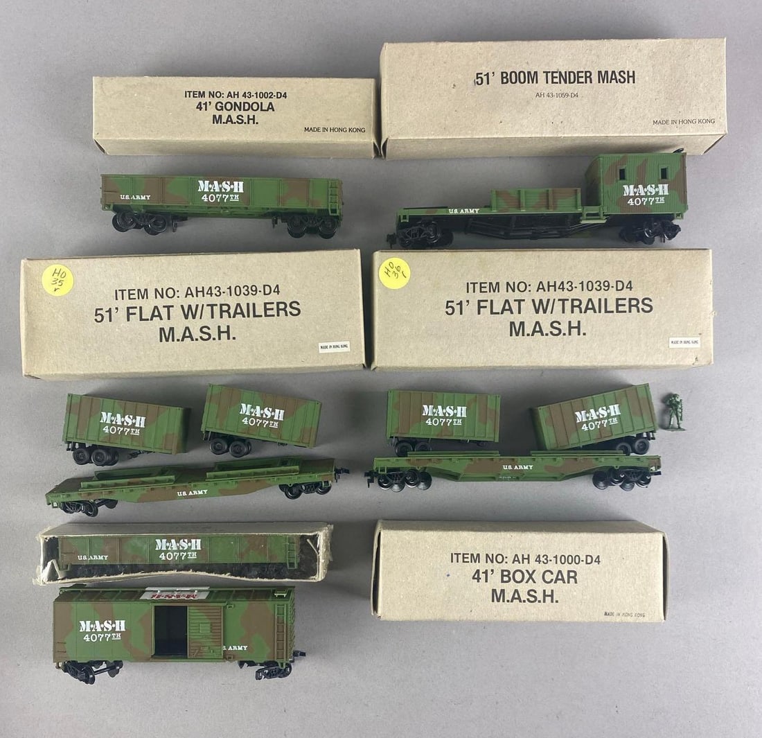 Group of Bachman HO Scale MASH Train Cars and More (1 of 3)