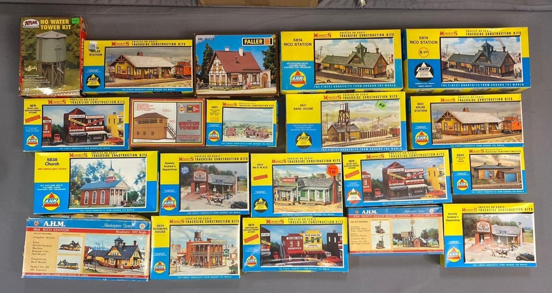 Group of 10+ A.H.M. Mini Kits HO Scale Buildings and More (1 of 3)