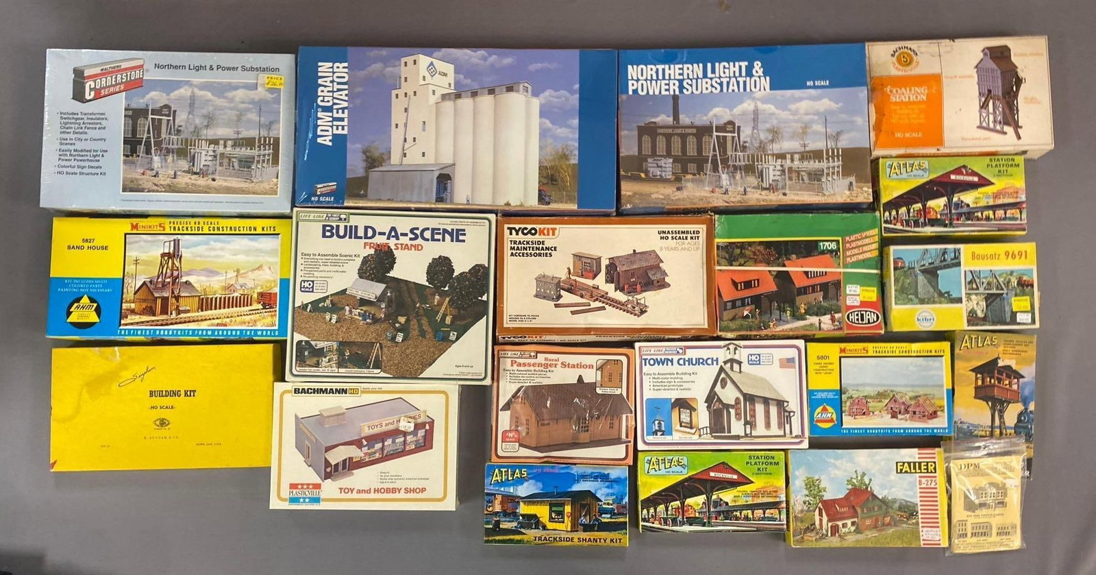 Group of 10+ Walthers Cornerstone HO Scale Buildings and More (1 of 3)