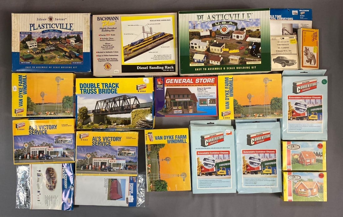 Group of 10+ Walthers Cornerstone HO Scale Buildings and More (1 of 3)