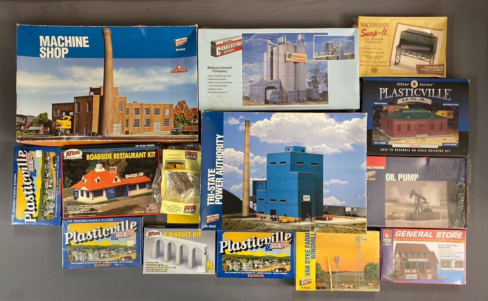 Group of 10+ Walthers Cornerstone HO Scale Buildings and More (1 of 3)