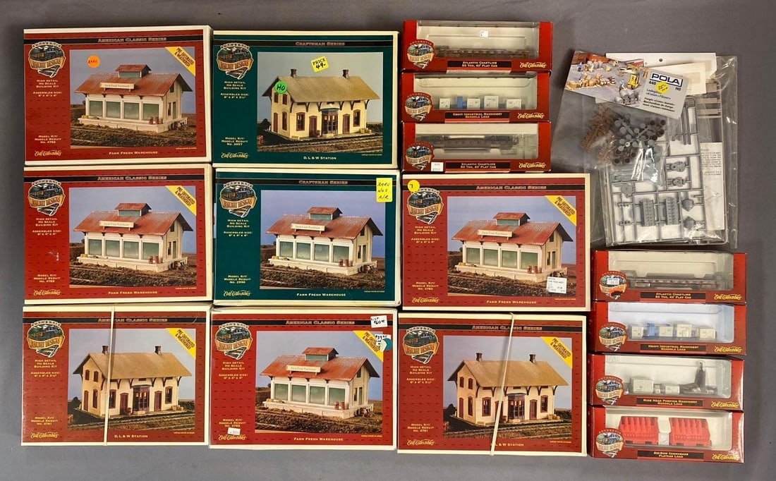 Group of 10+ Authentic Railway Designs HO Scale Building Kits and More (1 of 3)