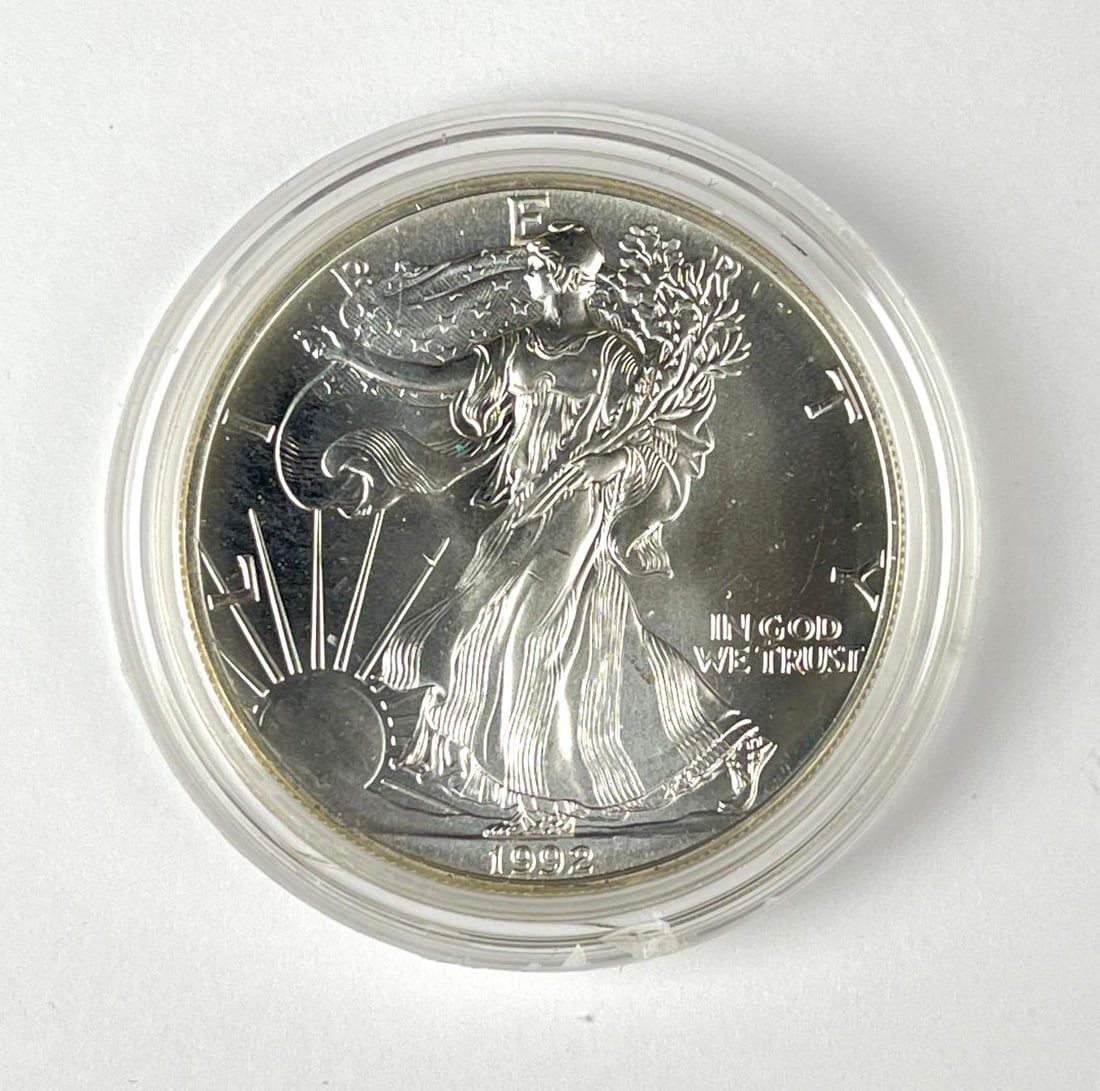 1992 US $1 American Silver Eagle 1 oz Fine Silver Coin (1 of 2)