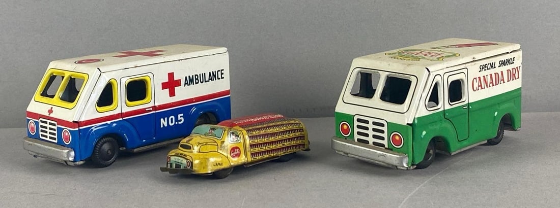 Group of 3 Vintage Japanese Tin-Litho Friction Toy Vehicles (1 of 4)