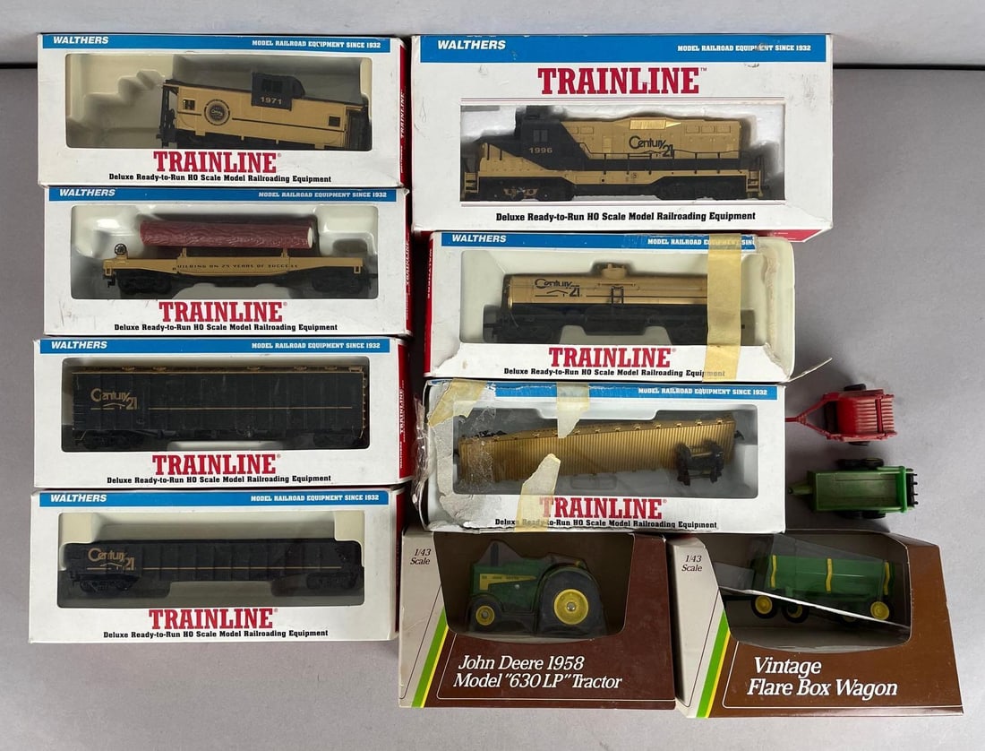 Group of Walthers Trainline HO Scale Trwin Cars and More (1 of 2)