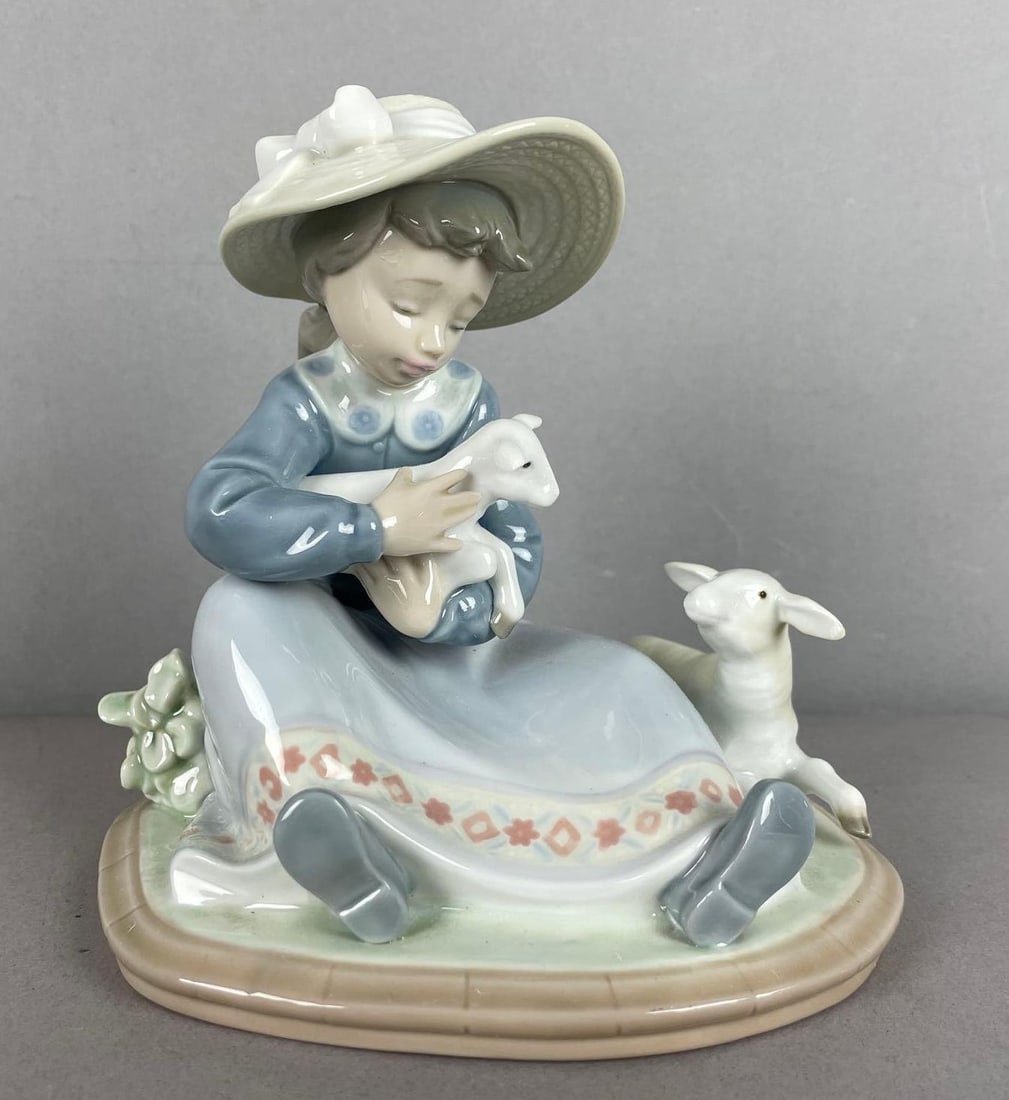 Lladro Lambkins Porcelain Figurine (1 of 3)