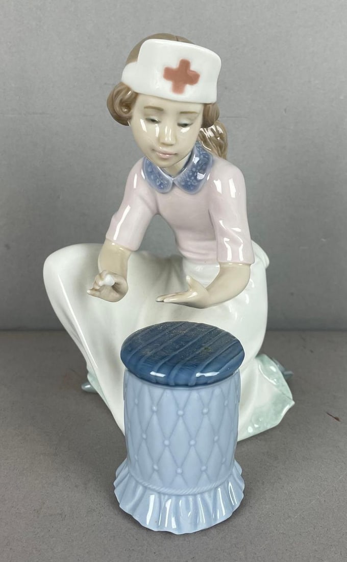 Lladro Loving Care Porcelain Figurine (1 of 3)