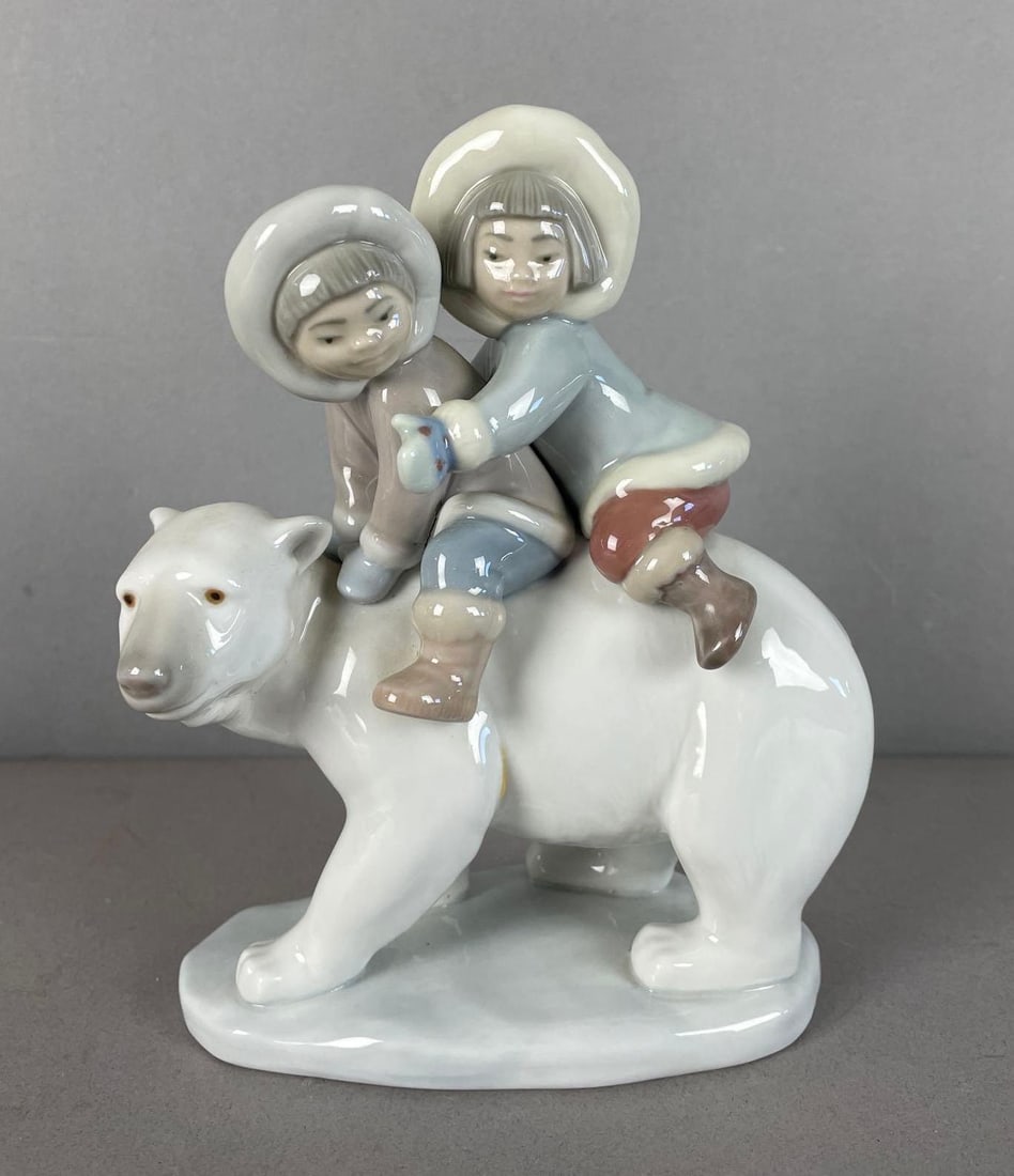 Lladro Eskimo Riders Porcelain Figurine: 5353, measures 7 inches tall