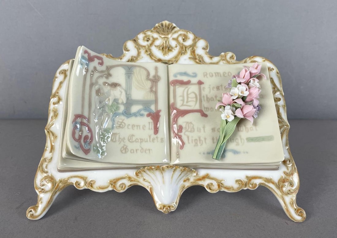 Lladro Words of Love Porcelain Book Figurine: 0353, measures 5 inches x 7 1/2 inches x 5 1/4 inches
