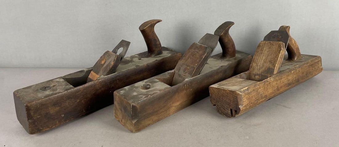 Group of Antique Wood Planes: Largest measures 6 1/2 inches x 16 inches x 3 inches