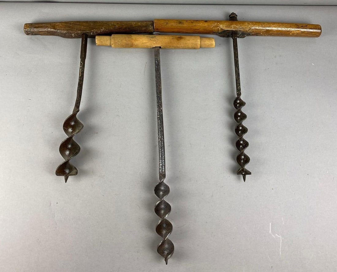 Group of 3 Primitive T-Handle Barn Beam Augers: Largest measures 20 inches in length.