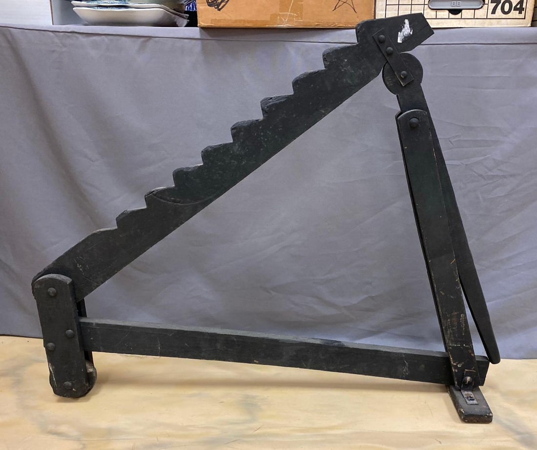 Antique Wood Wagon Jack: Working. Measures 29 inches tall. No in house shipping. Third party recommended.