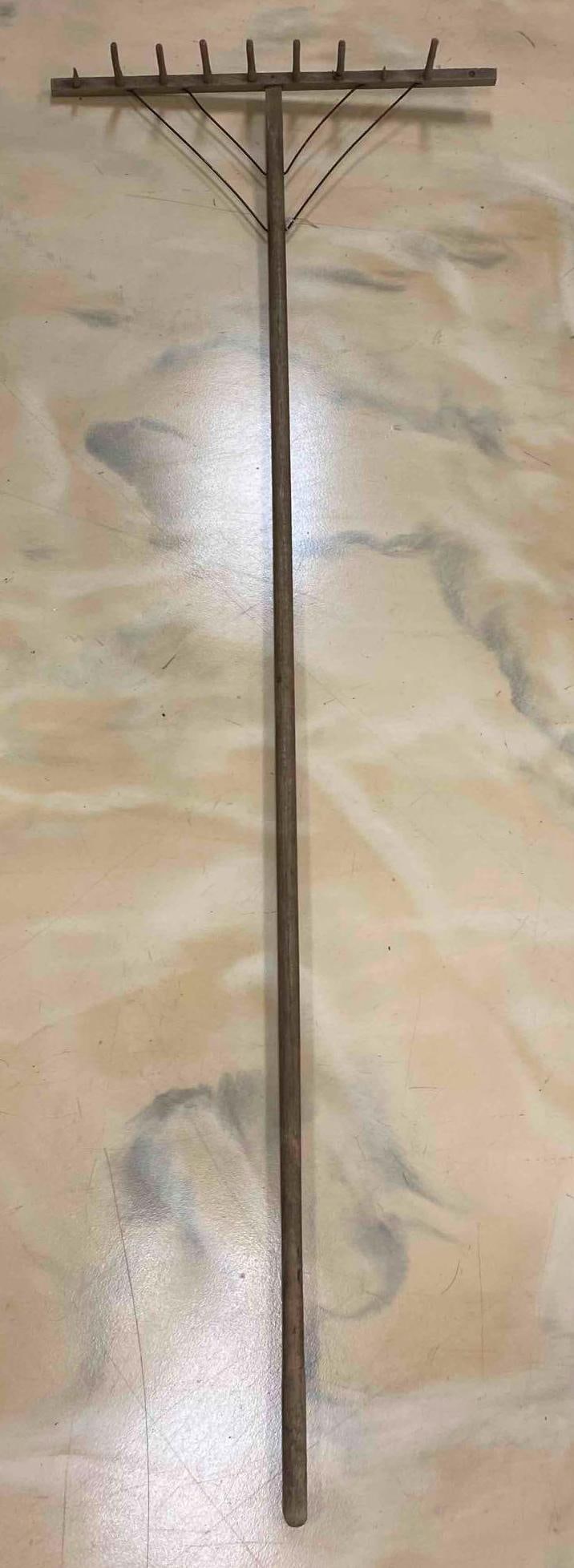 Primitive Wood Garden Rake (1 of 3)