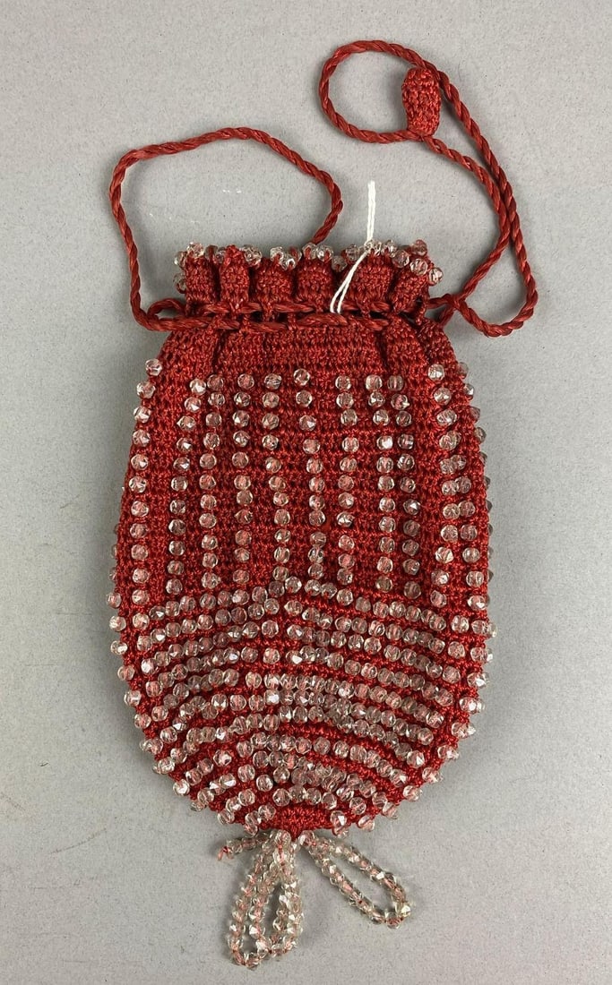 Antique 1880s Victorian Jeweled Purse: Measures 7 inches in length.