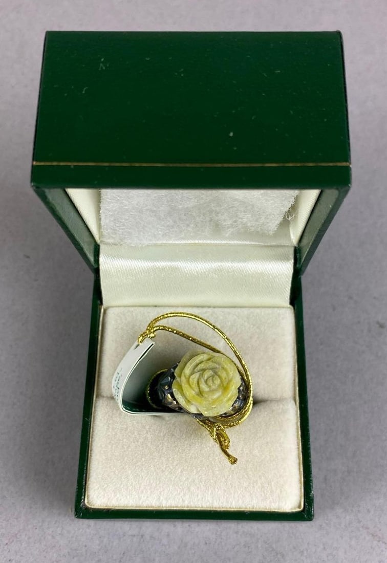 Vintage Ireland Connemara Marble Sterling Silver Ring: Like new in original packaging.