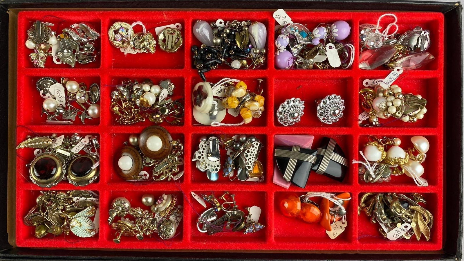 Group of Assorted Costume Jewelry Earrings: Largest measures 2 inches