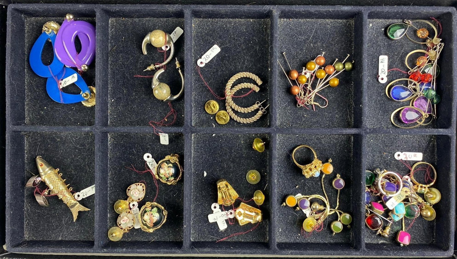 Group of Assorted Costume Jewelry Earrings and More (1 of 3)