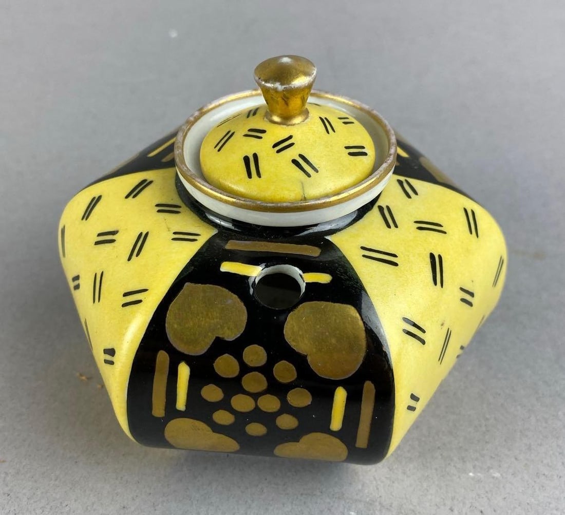 Antique French Limoges Porcelain Inkwell: Measures 3 inches in length.