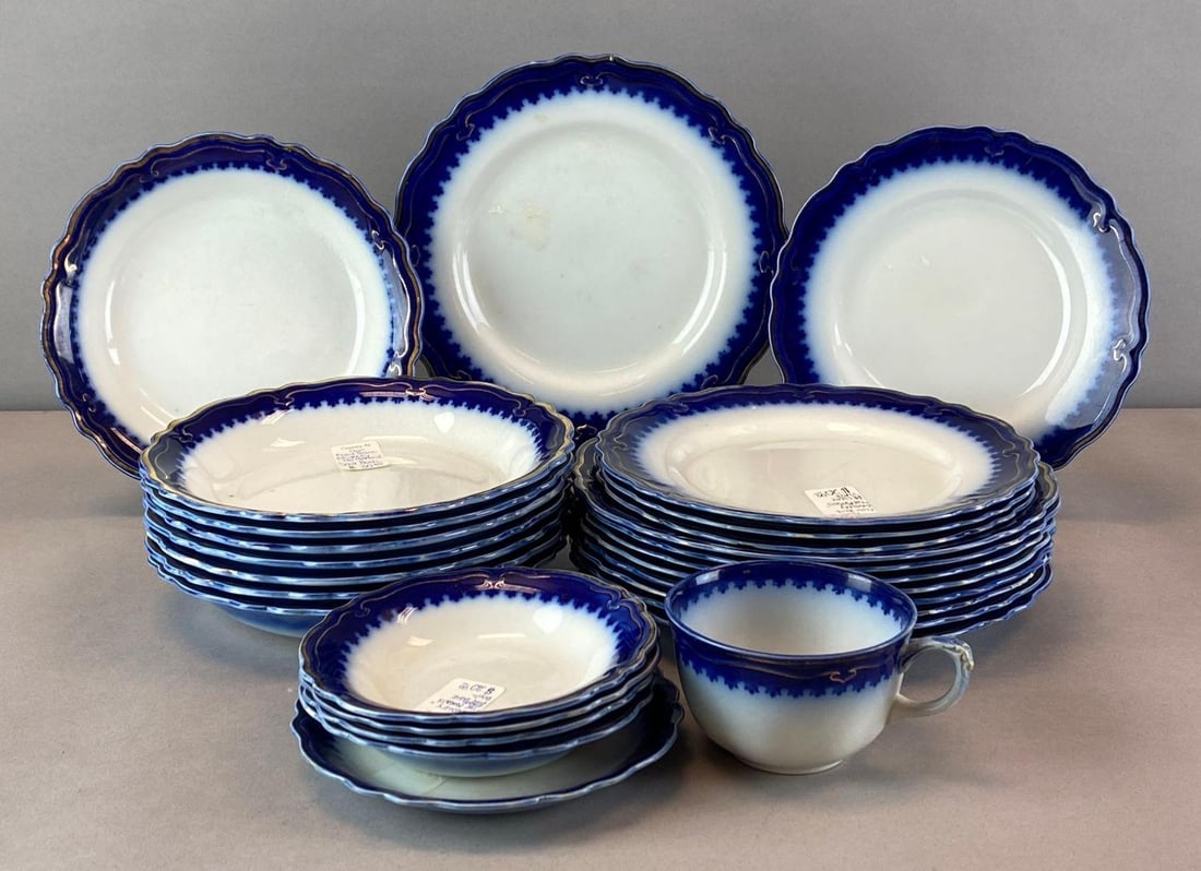 Group of WH Grindley The Marquis Flow Blue and Gilt Porcelain Plates and More (1 of 4)