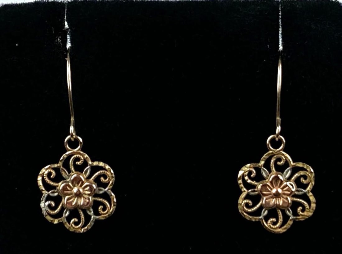 Pair of 10K Tri-Tone Floral Dangle Earrings: Total weight of 0.6 grams, each measures 1 inches H