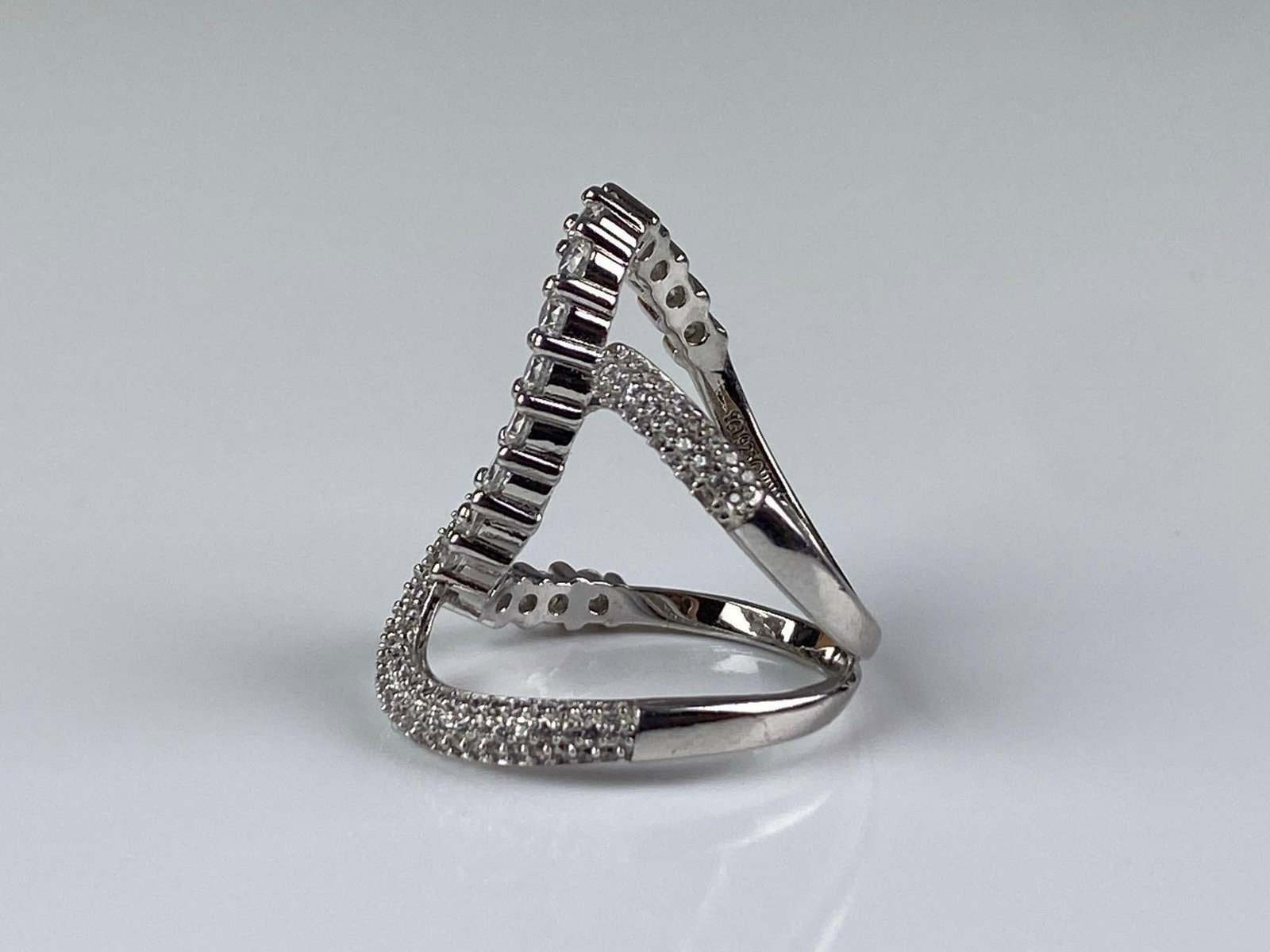 YGI Signed Sterling Silver Unique CZ Ring - 2