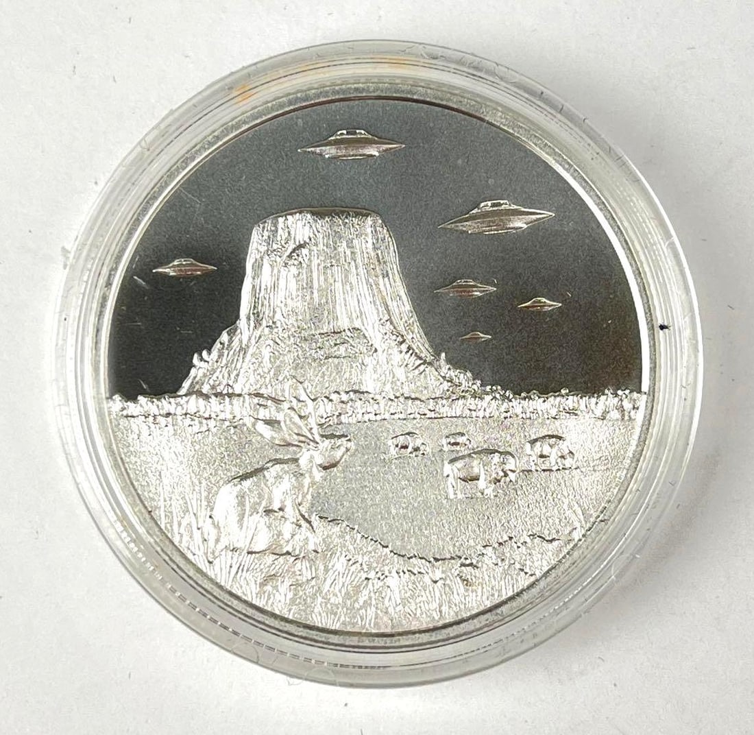 2023 Intaglio UFO Over Devils Tower 1 oz .999 Fine Silver Round (1 of 2)