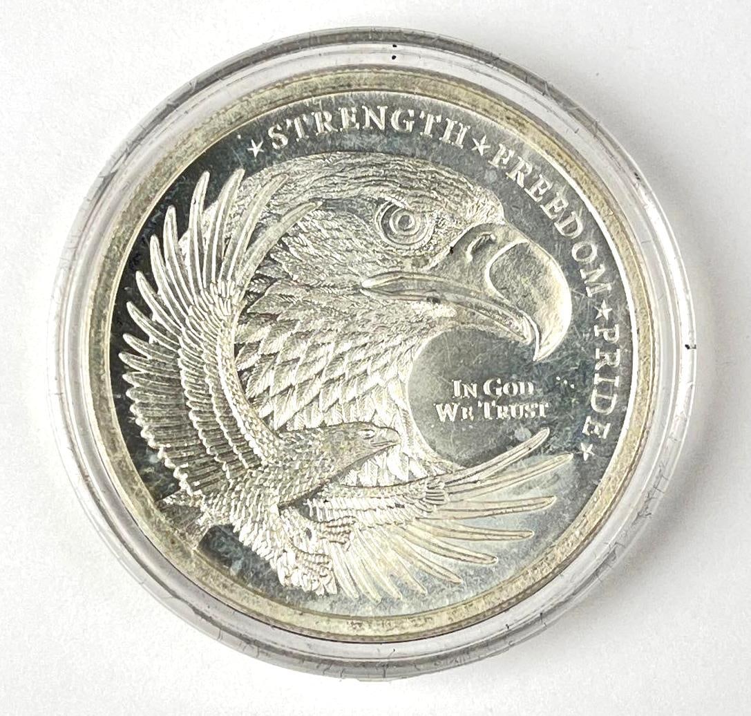 Golden State Mint Eagle 1 oz .999 Fine Silver Round: Golden State Mint Eagle 1 oz .999 Fine Silver Round
