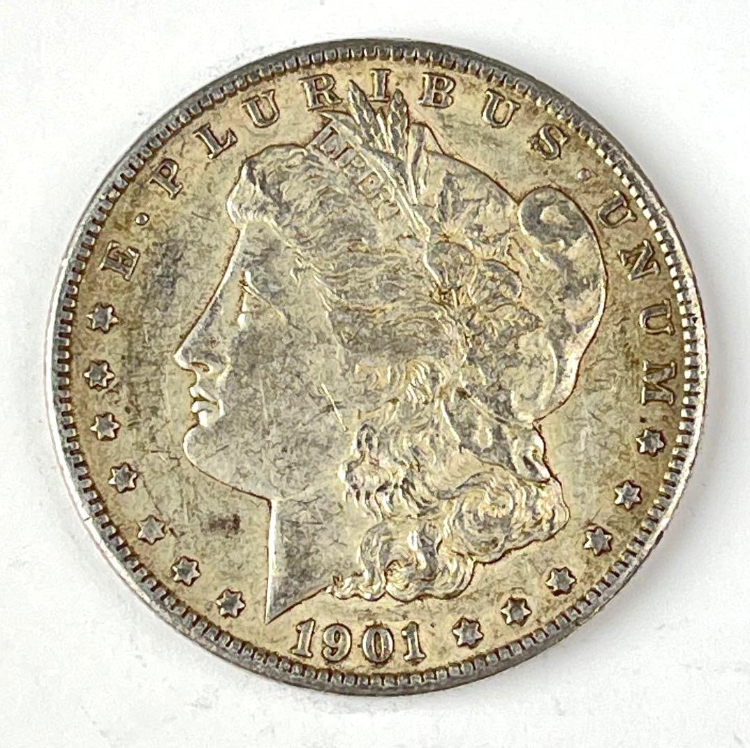 1901 O US Morgan Silver Dollar (1 of 2)